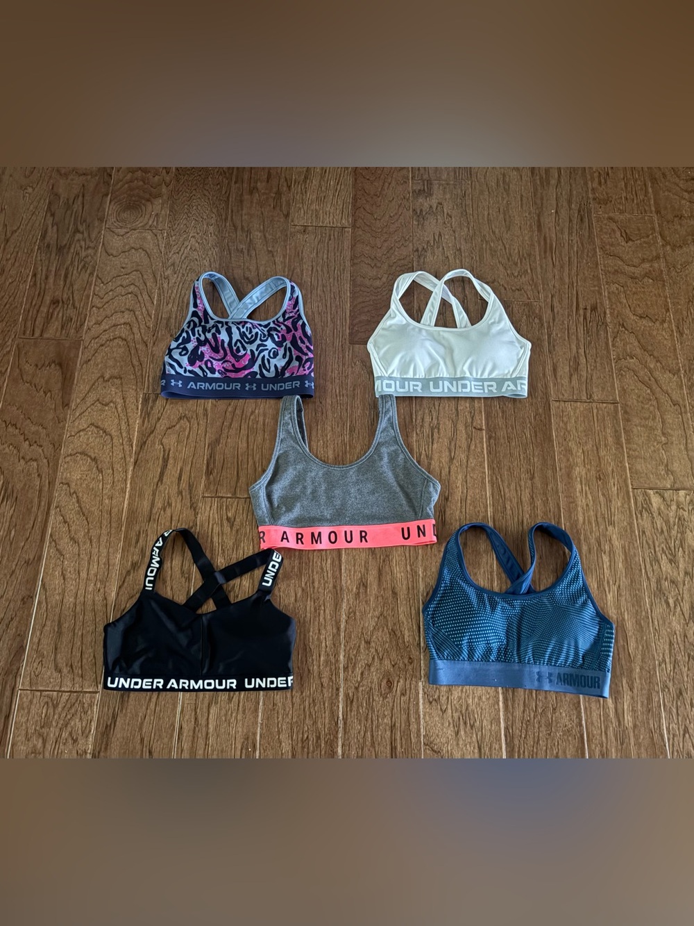 Lot of 5 Under Armour Strappy Sports Bra Padded size Small